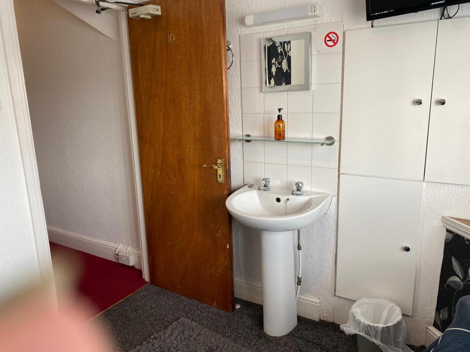 Villa Guest House Porthcawl Room photo